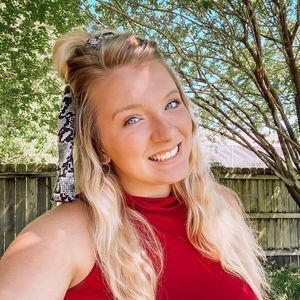 Meet your Posher, Marissa